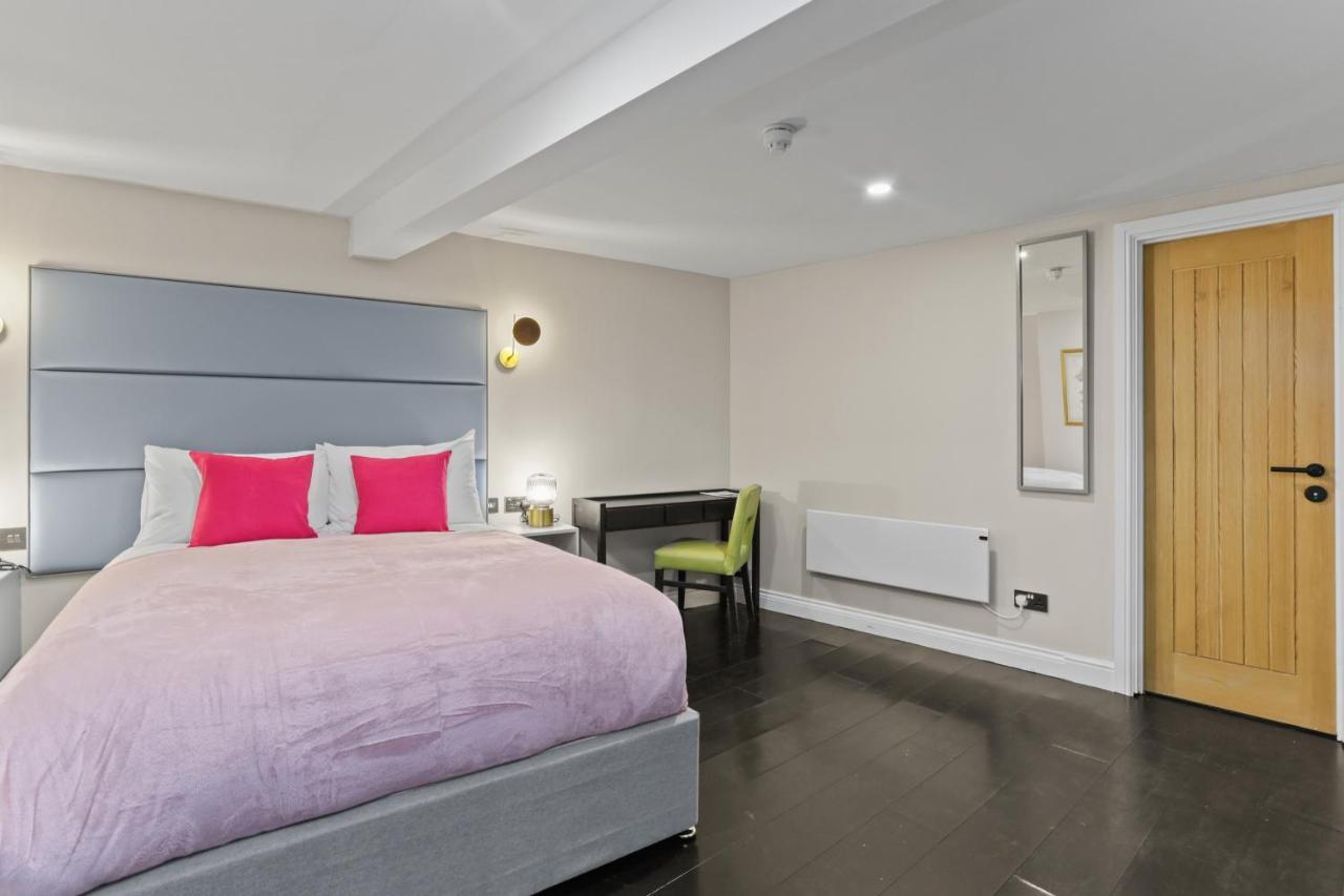 London'S Boutique Studio 外观 照片
